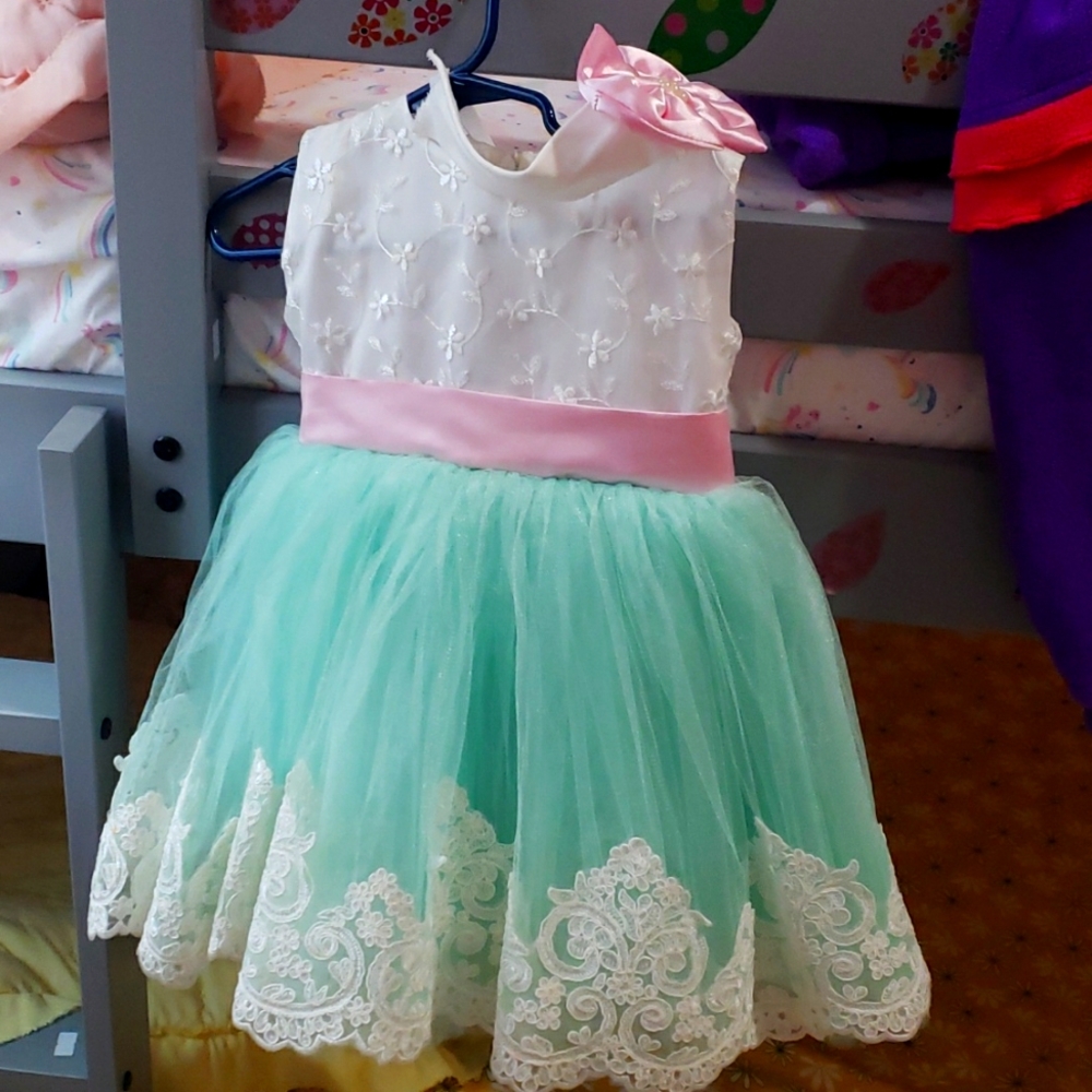 Itty Bitty toes dress